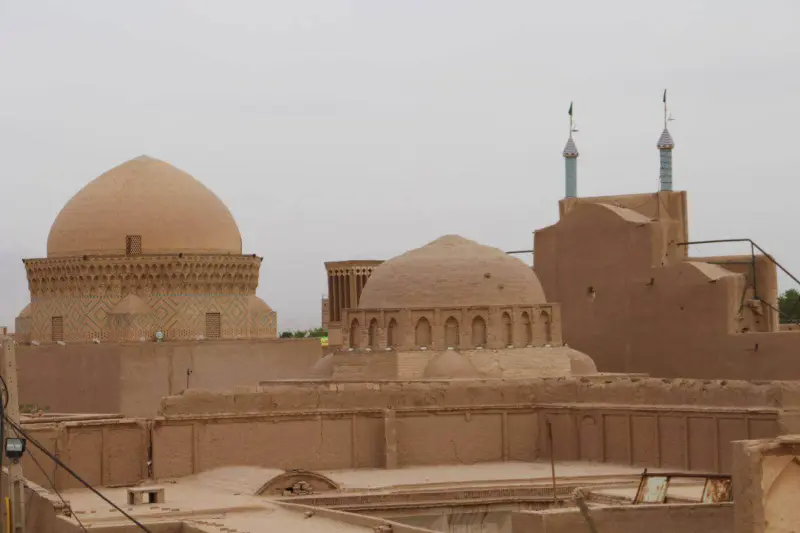 بقعه دوازده امام - تصویر 1