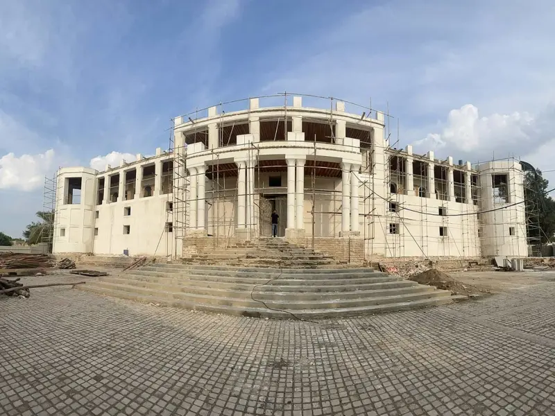 عمارت ملک