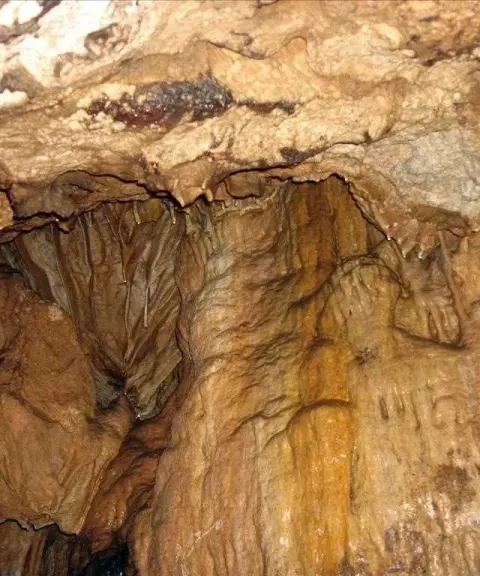 غار شوی، کردستان