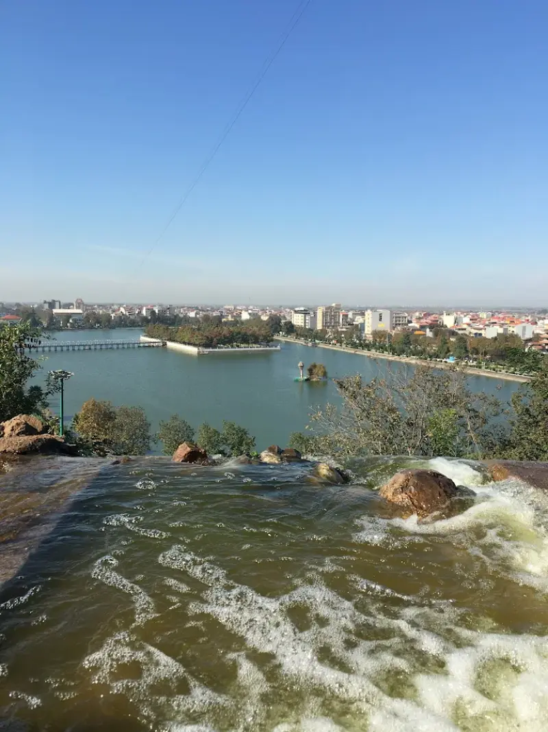 آبشار شیطان کوه - تصویر 4
