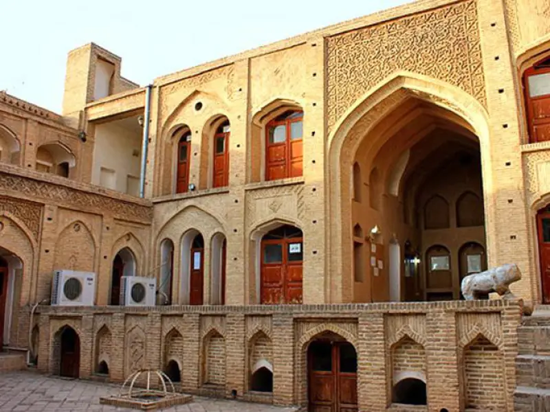 خانه سوزنگر - تصویر 5