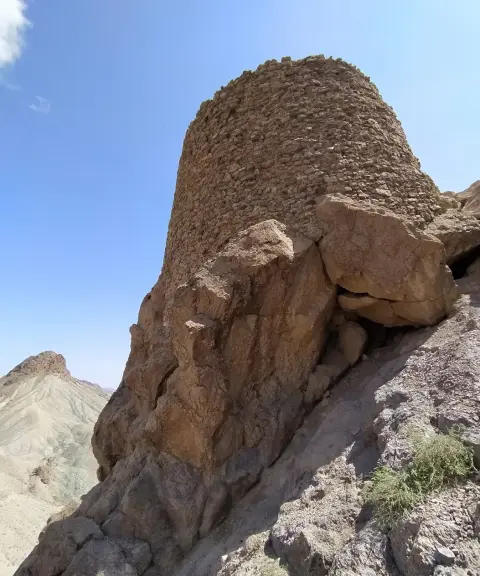 قلعه مهرنگار، سمنان