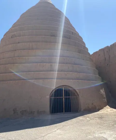 یخچال سنتی زواره، اصفهان