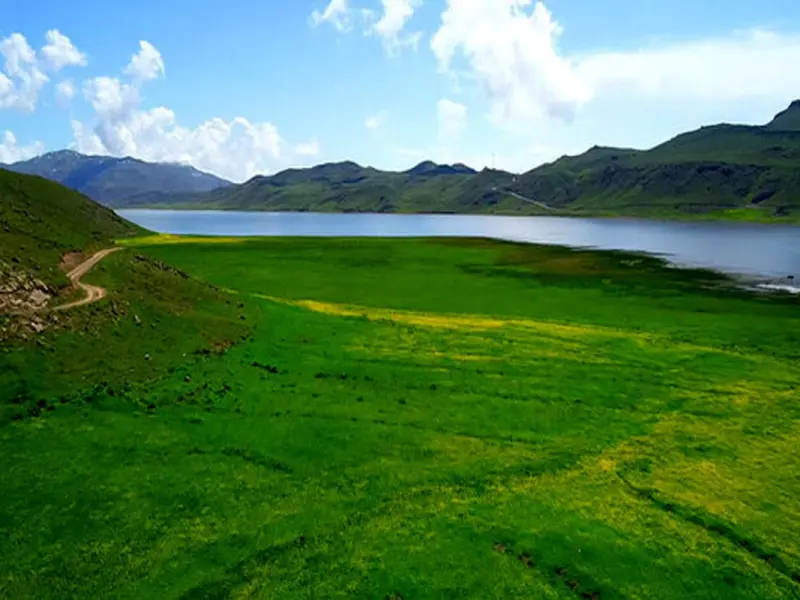دریاچه نئور - تصویر 3