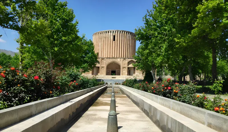 کاخ خورشید - تصویر 2