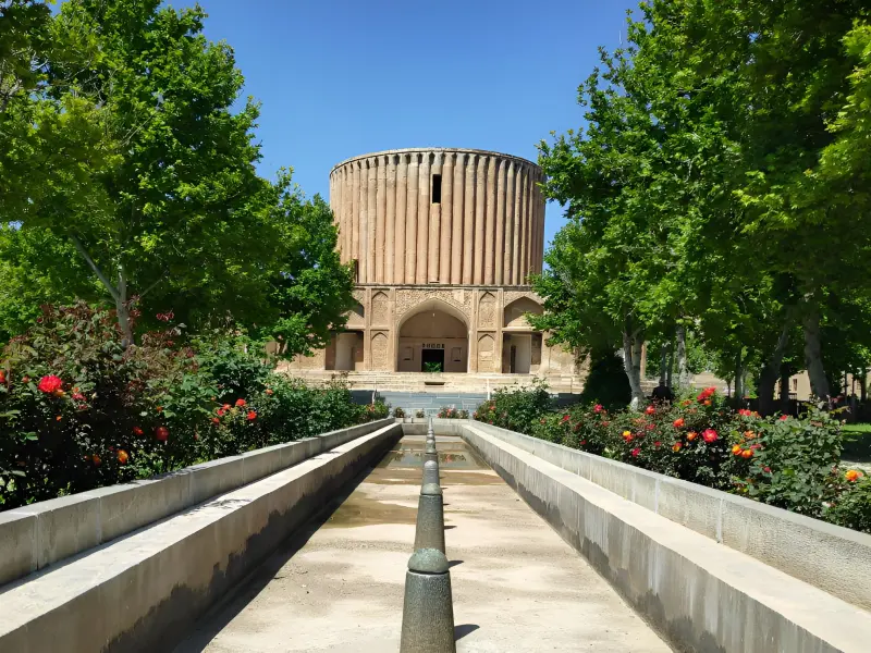 کاخ خورشید - تصویر 2