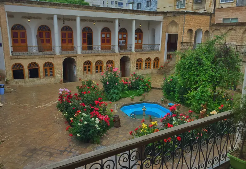 حسینیه جاجرمی - تصویر 2