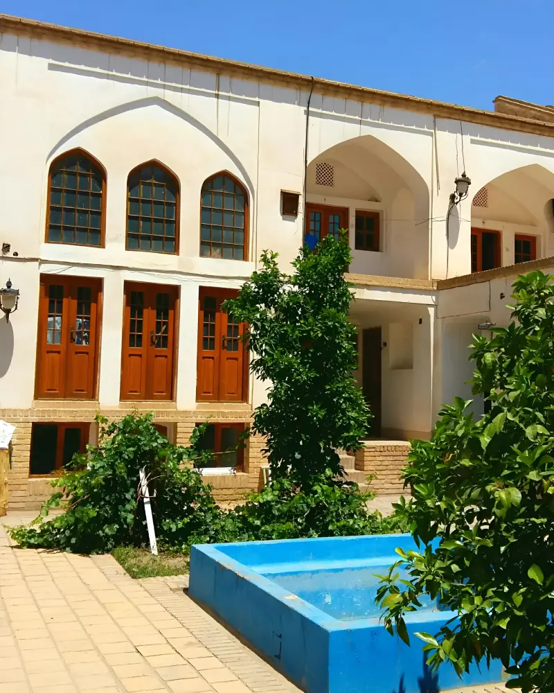 خانه تدین - تصویر 1