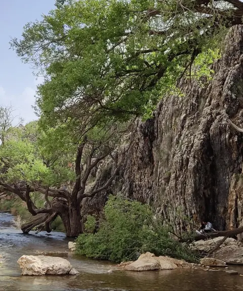 چشمه شش‌ پیر، فارس