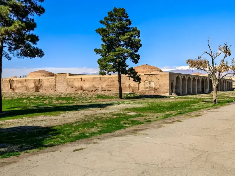 کاروانسرای ینگی امام - تصویر 1