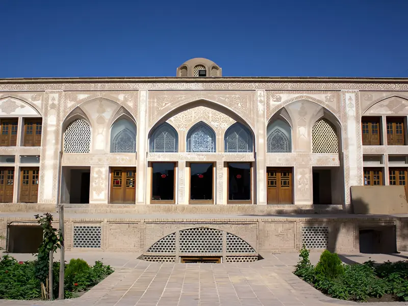 خانه آل یاسین - تصویر 4