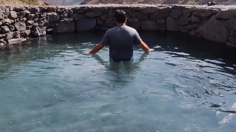 چشمه آب گرم دلیر - تصویر 2