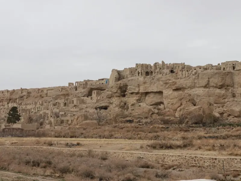 قلعه ایزدخواست - تصویر 5