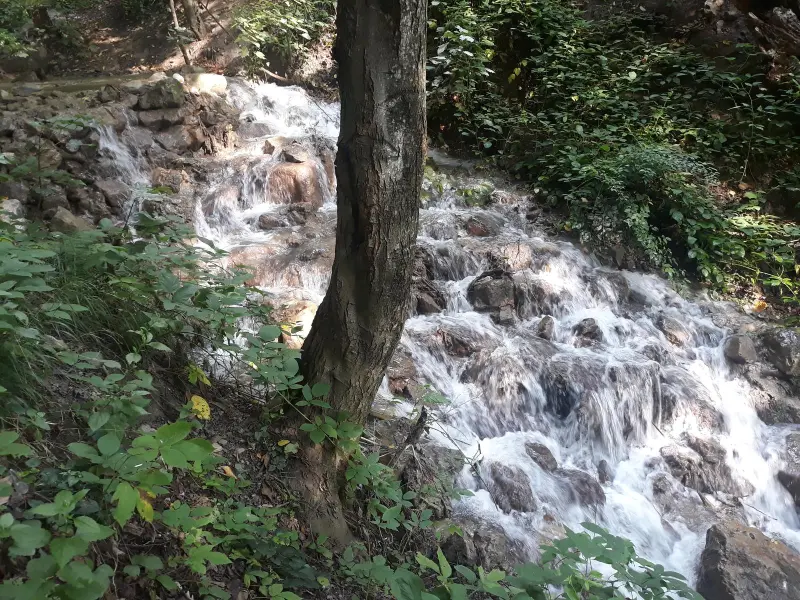 آبشار باقرآباد - تصویر 3