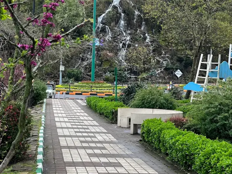 آبشار شیطان کوه - تصویر 2