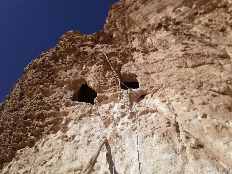 غار قلعه جوق