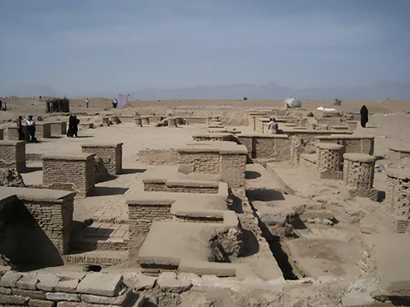 شهر تاریخی دقیانوس - تصویر 1