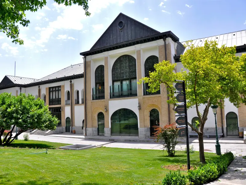 کاخ صاحبقرانیه