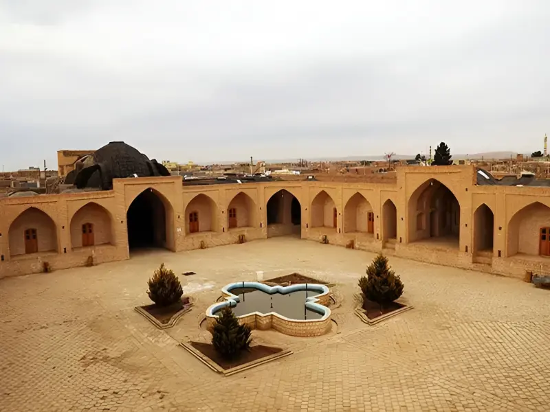 کاروانسرای شاه‌عباسی ابوزیدآباد