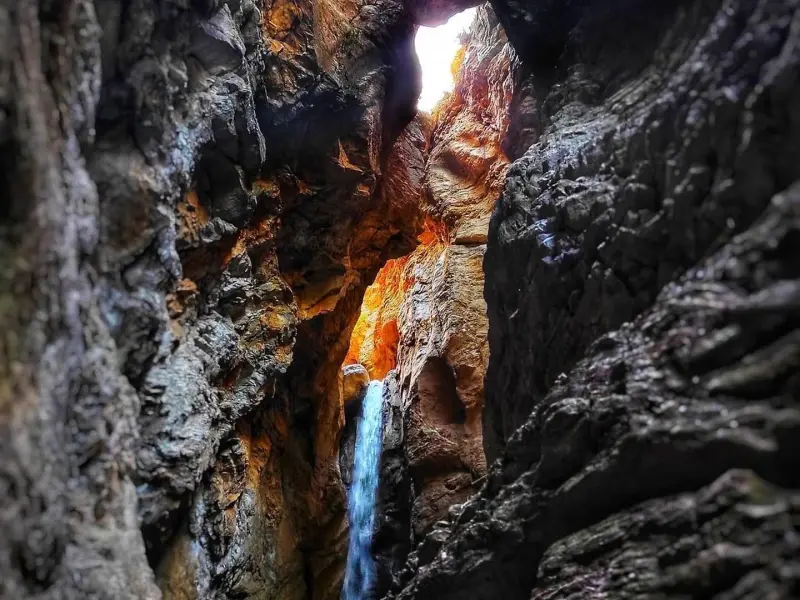 آبشار سرکند دیزج - تصویر 1