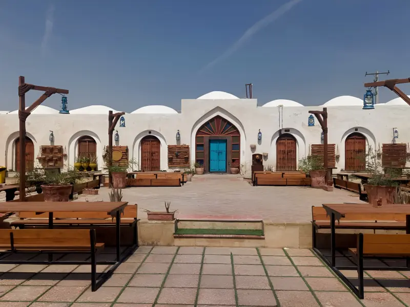 کاروانسرای بستک - تصویر 1