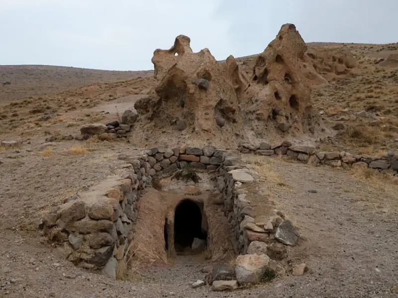 روستای صخره‌ای حیله ور - تصویر 4