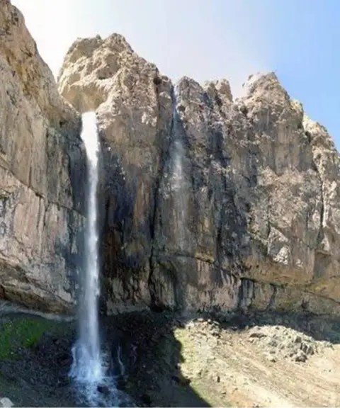 آبشار هنزک، تهران