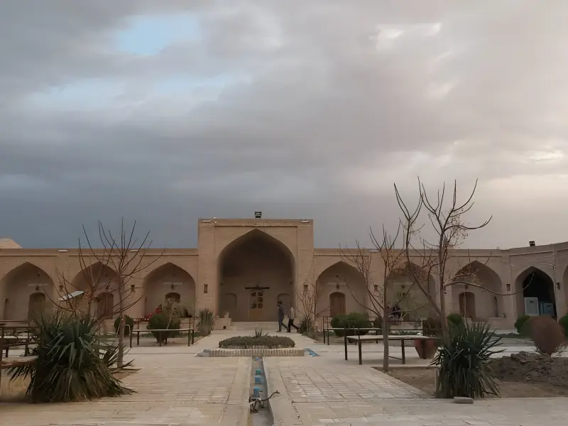 کاروانسرای شاه عباسی ده‌نمک