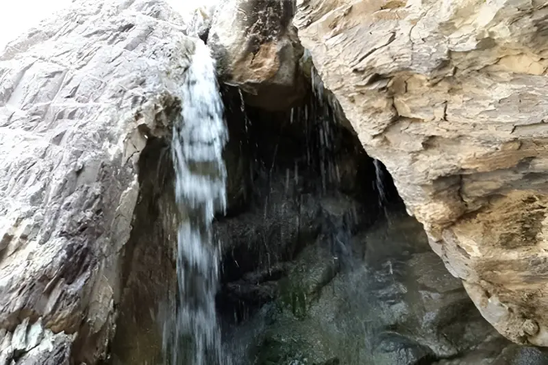 آبشار گرموسی - تصویر 1