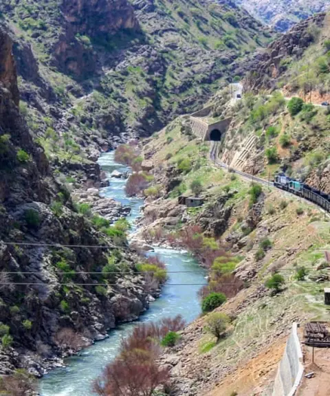 روستای تپه‌تی، لرستان