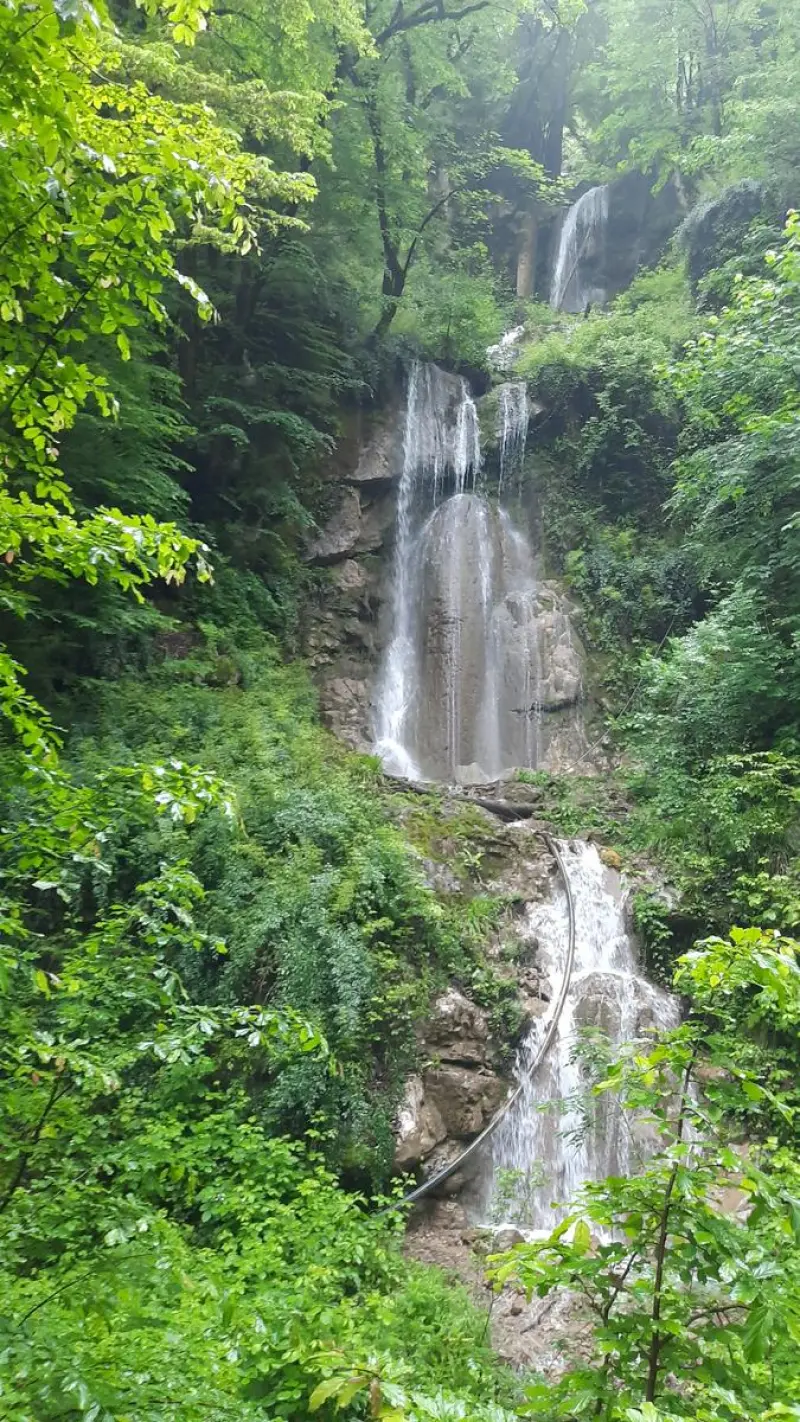آبشار چلم زرین گل - تصویر 6