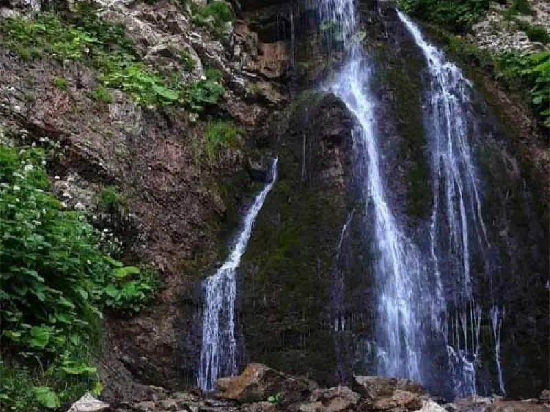 آبشار آلوچال - تصویر 2