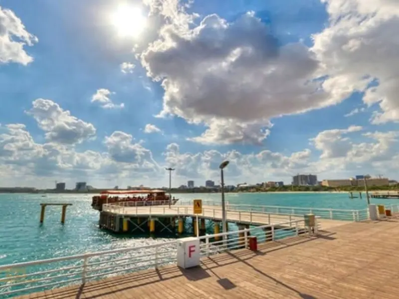 اسکله تفریحی کیش