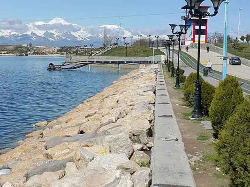 دریاچه شورابیل - تصویر 3