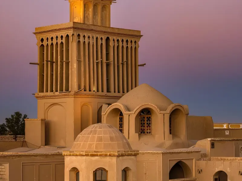 خانه تاریخی آقازاده