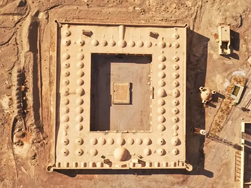 کاروانسرای آجری انجیره