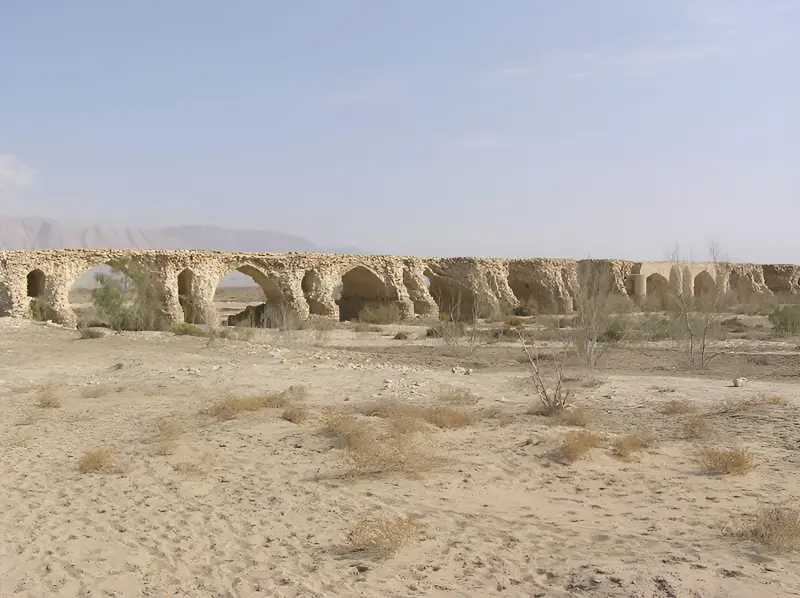 پل لاتیدان - تصویر 2