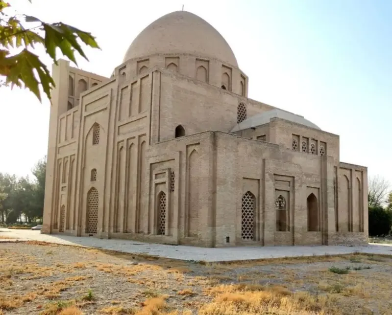 گنبد هارونیه - تصویر 3