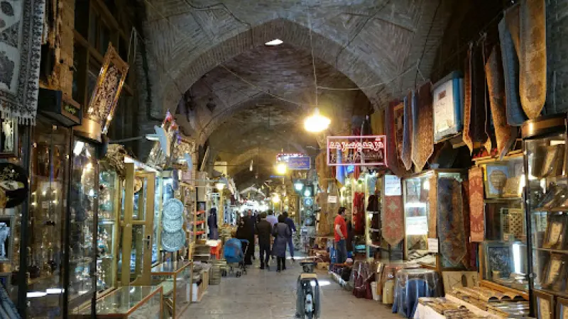 بازار قیصریه - تصویر 13