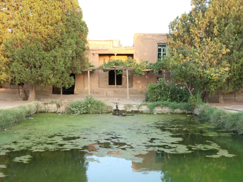 عمارت پیرآباد - تصویر 1