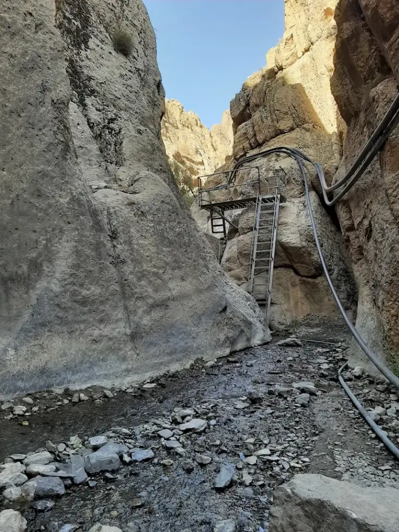 آبشار زاوین - تصویر 4