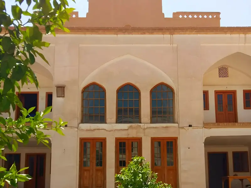 خانه تدین - تصویر 2