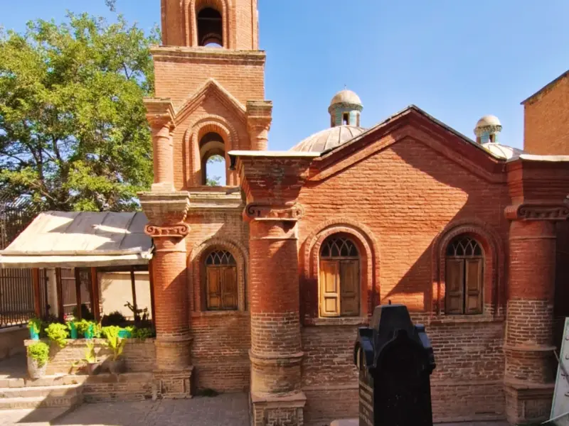 کلیسای کانتور - تصویر 2