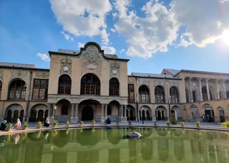 عمارت بهارستان - تصویر 2
