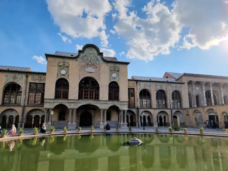 عمارت بهارستان - تصویر 2