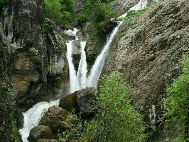 آبشار ازنادر