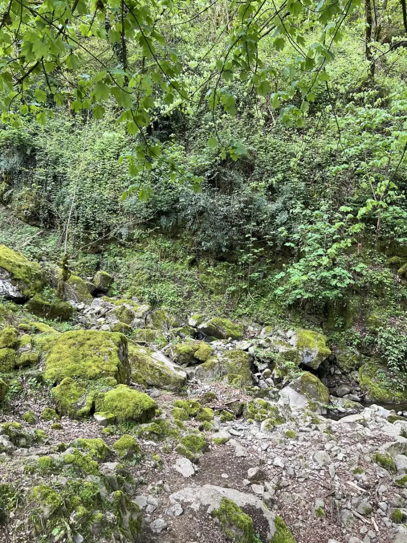 قله سه گیتی - تصویر 2