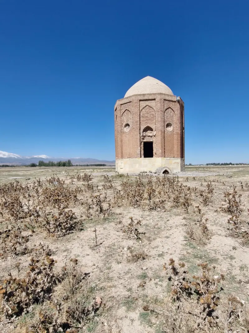 برج شاطر (گنبد شاطر) - تصویر 8