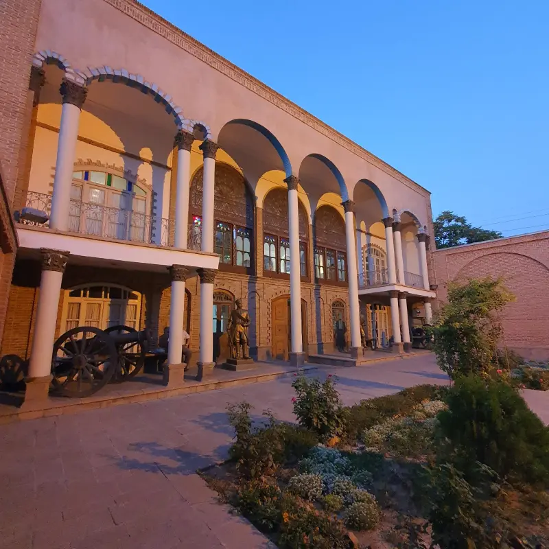 خانه مشروطه - تصویر 5