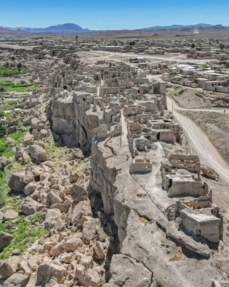قلعه ایزدخواست - تصویر 18